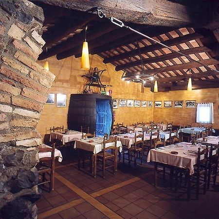 Hostal Mallorquines Riudarenes Екстер'єр фото