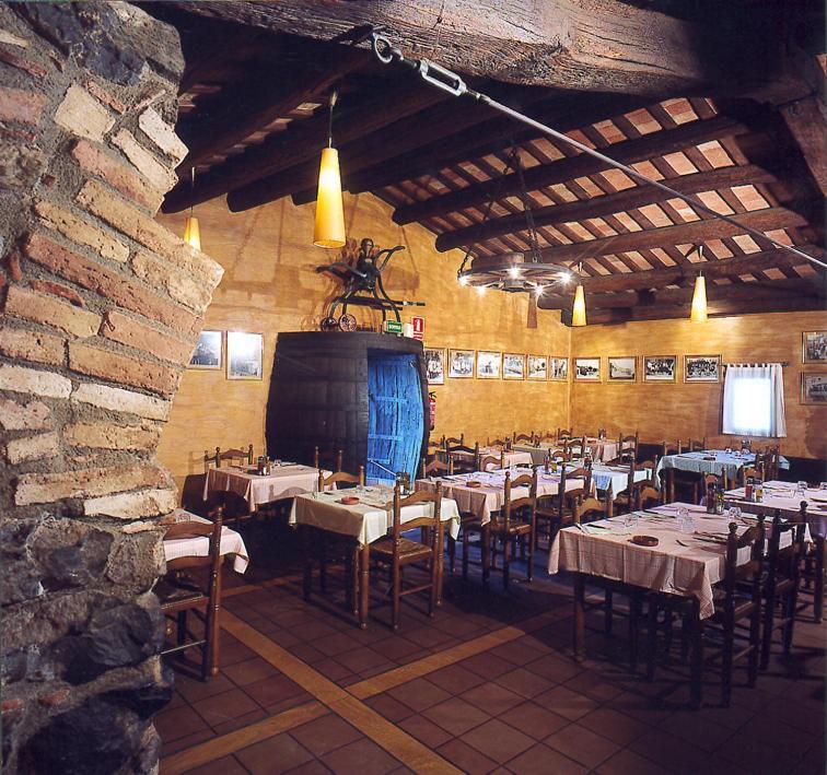Hostal Mallorquines Riudarenes Екстер'єр фото